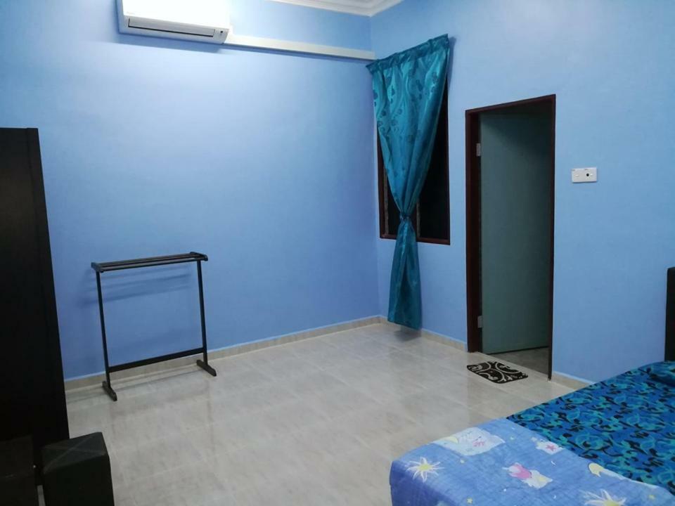Homestay Damai Yusmila Kuala Terengganu Luaran gambar