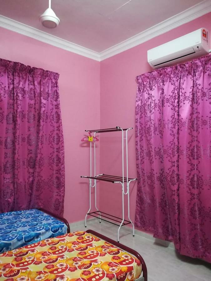 Homestay Damai Yusmila Kuala Terengganu Luaran gambar