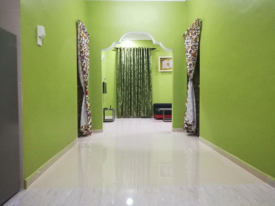 Homestay Damai Yusmila Kuala Terengganu Luaran gambar