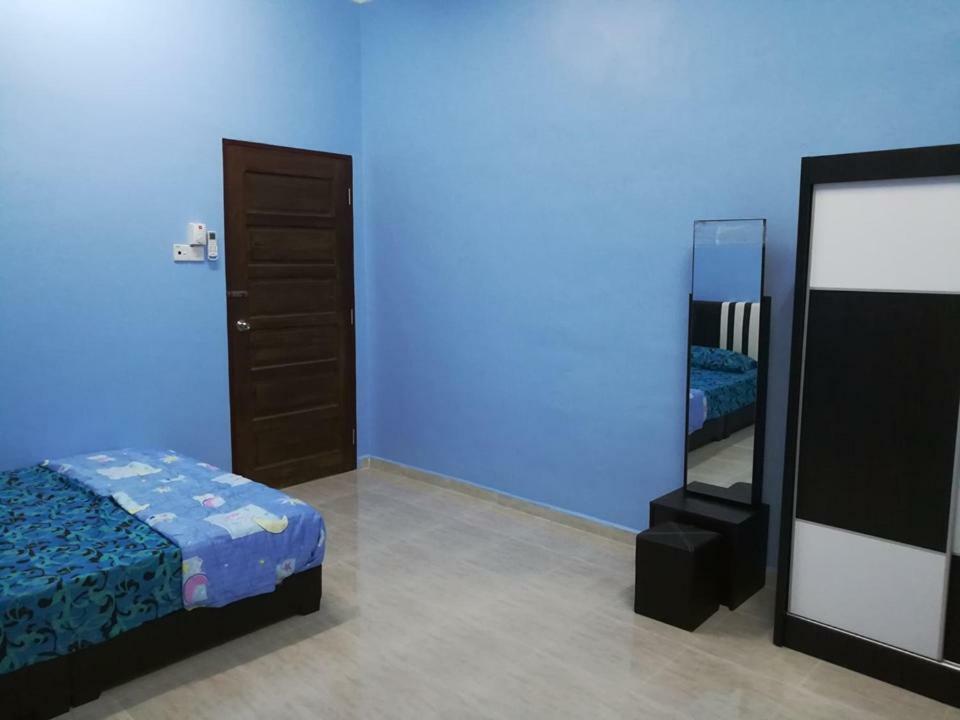 Homestay Damai Yusmila Kuala Terengganu Luaran gambar
